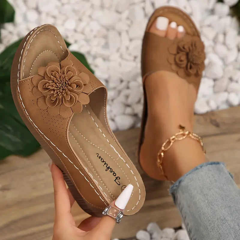 🔥Last Day Promotion 50% OFF - Women's Floral Decor Comfort Wedge Sandals