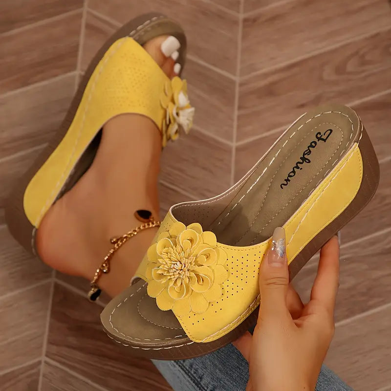 🔥Last Day Promotion 50% OFF - Women's Floral Decor Comfort Wedge  Sandals