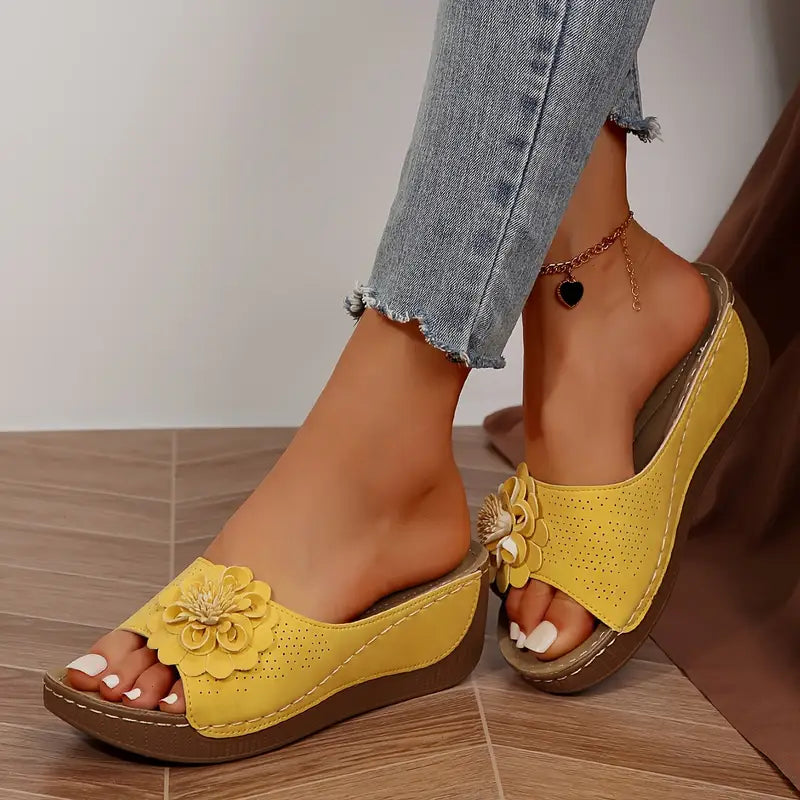 🔥Last Day Promotion 50% OFF - Women's Floral Decor Comfort Wedge  Sandals