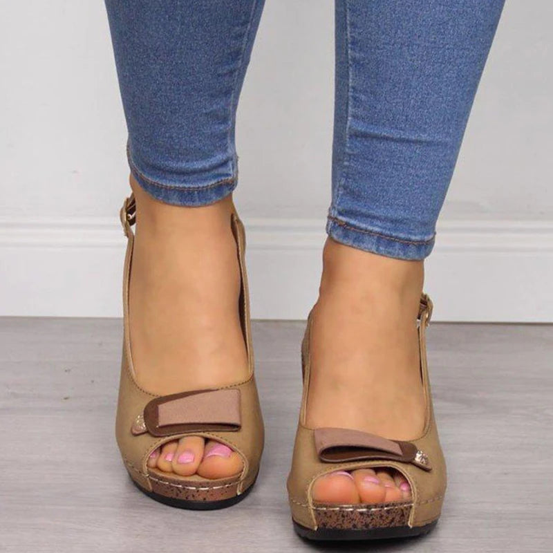 🔥Last Day Promotion 50% OFF - 2026 New Women's Comfortable Soft Sole High Heel Leather Sandals