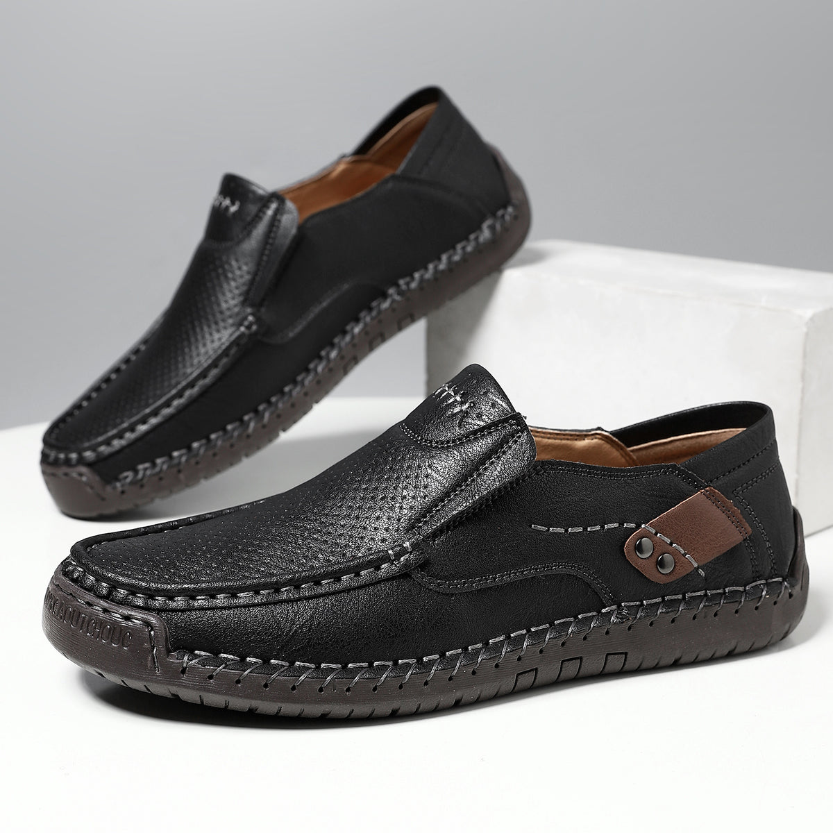 Last day for 50% off 🔥⏱️Christmas sale⏱️🔥Men's calfskin slip-on ⚡ hollow loafers