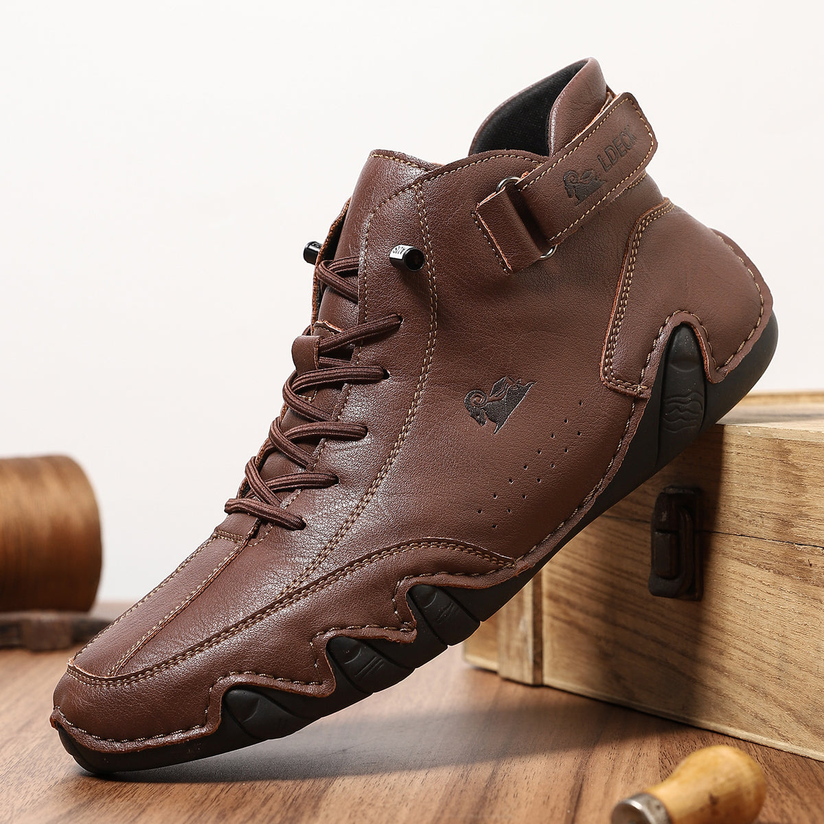 🔥70% OFF TODAY🎁Waterproof Boots Comfortable For Winter，Unisex Italian   Suede Velcro High Boots